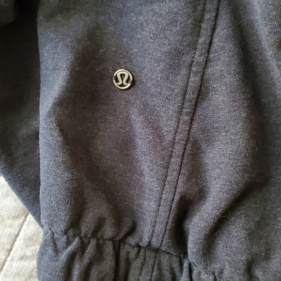 Lululemon After All Pullover - Picture 9 of 9